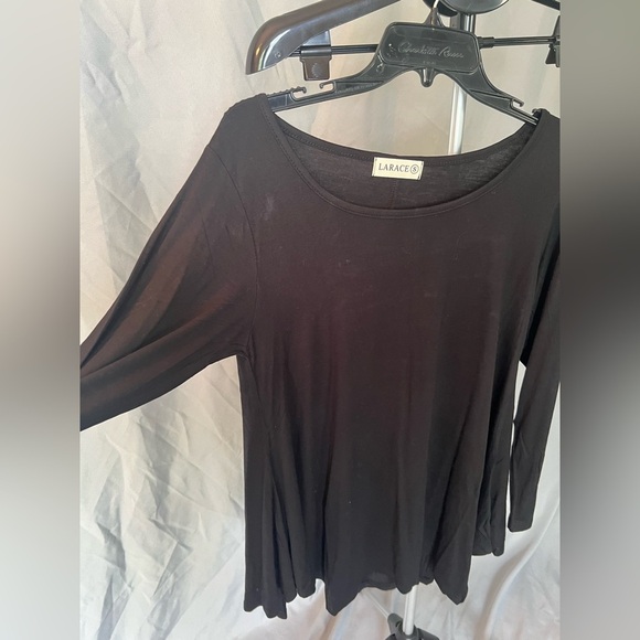 NWOT LARA Women's Black Long Sleeve Top - Picture 2 of 5